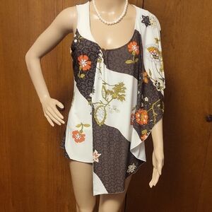 Chic Floral Asymmetrical Top